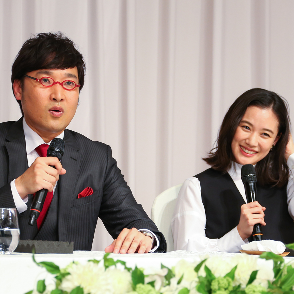 山ちゃん 蒼井優 本当はテラハ婚 と言われる理由 エンタメ番長 揃い踏み それ 気になってた Mi Mollet ミモレ 明日の私へ 小さな一歩