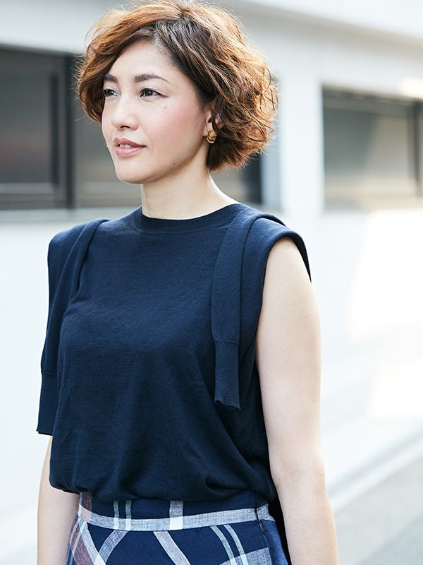 おばさんっぽくならない フラッフィパーマ が注目を集める理由 21春夏髪型 40代の髪型 ヘアカタログ Br 大人のおしゃれはヘアスタイルから Mi Mollet ミモレ 明日の私へ 小さな一歩