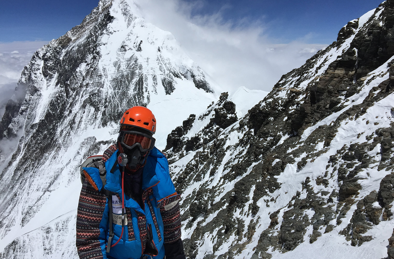 ネパール旅 ヒマラヤ エベレスト 登山家たちが語る山の魅力 みんなでつくる満足トリップ Mi Mollet ミモレ 明日の私へ 小さな一歩 1 2
