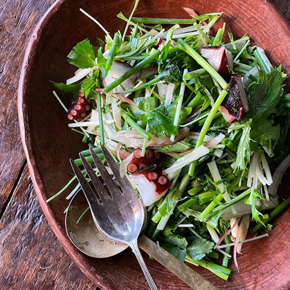 夏に美味 タコと香味野菜のパワーサラダ レシピ ひとりでもふたりでも Ayumiのアトリエごはん Mi Mollet ミモレ 明日の私へ 小さな一歩